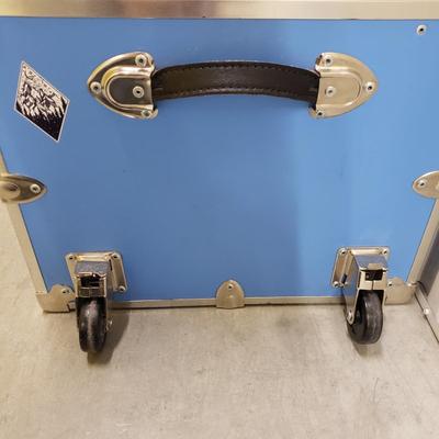Traveling Trunk W/Two Caster Wheels (1020FL-KD)
