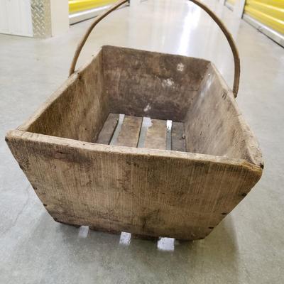 Antique Baskets, Ledger, Oiler and More (2058F-KD)