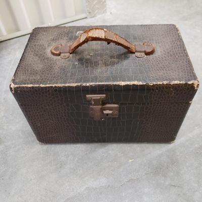 Antique Baskets, Ledger, Oiler and More (2058F-KD)