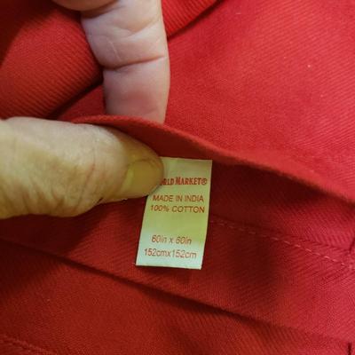 Linen/Cotton Tablecloths, Napkins. and Runner (2058F-KD)