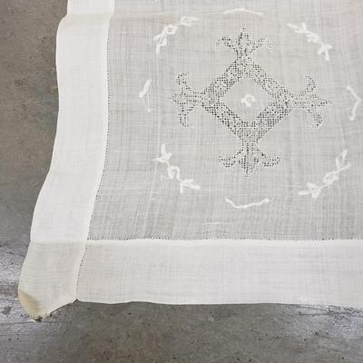 Linen/Cotton Tablecloths, Napkins. and Runner (2058F-KD)