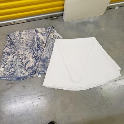 Linen/Cotton Tablecloths, Napkins. and Runner (2058F-KD)