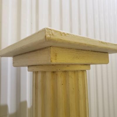 Wooden columns (1020CL-ES)