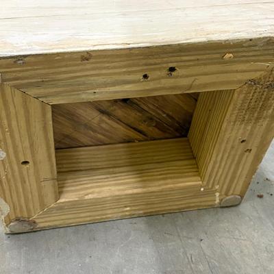 Wooden columns (1020CL-ES)