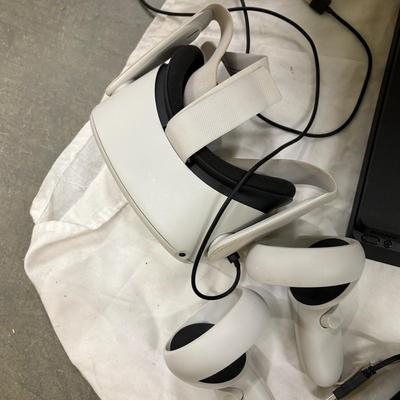 X-box, Wii, Play Station Units w/Accessories (1020 FL-ES)