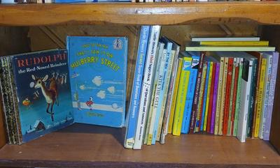 Assortment of books - Little Golden - Dr. seuss - snoopy and other great titles from yesterday!