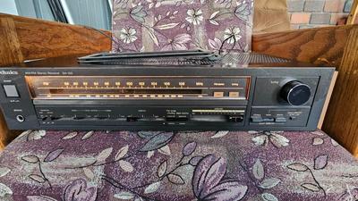 Technics SA-130 AM/ FM stereo receiver