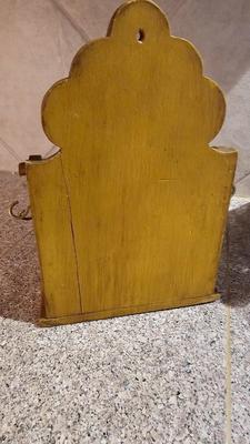 Glass serving plates, salt and pepper shakers, pampered chef food chopper, Knife set