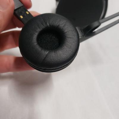 Logitech NIB Speakers, Lumen Health Monitor, BesteKer 1080P Digital Camera, Sennheiser Headphones and More (1020FL-KD)