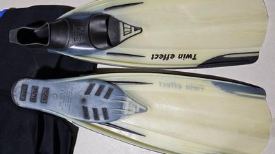 Scuba diving gear and nice 3xl O'Neill wetsuit