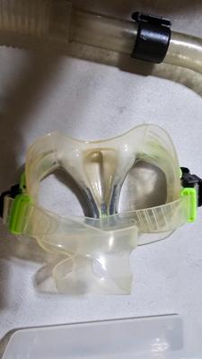 Scuba diving gear and nice 3xl O'Neill wetsuit