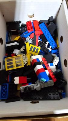 Vintage Space Base Alpha Loc Blocs 880 piece set Lego set