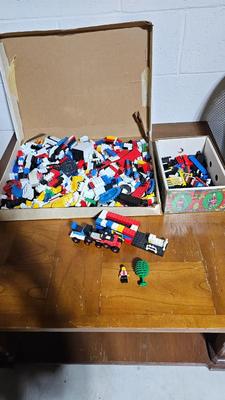 Vintage Space Base Alpha Loc Blocs 880 piece set Lego set