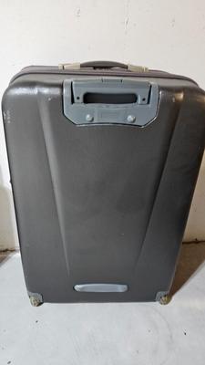 Luggage / Suitcases and two duffel bags