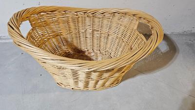 Variety of wicker baskets with doilies