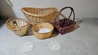 Variety of wicker baskets with doilies