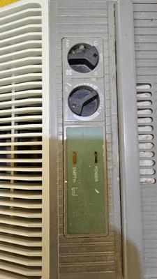 Large sized Bionaire humidifier with Bionaire filters