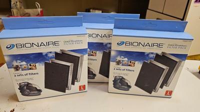 Large sized Bionaire humidifier with Bionaire filters