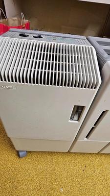 Large sized Bionaire humidifier with Bionaire filters