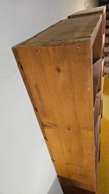 Nice pine wood bookshelf (1 of 2)