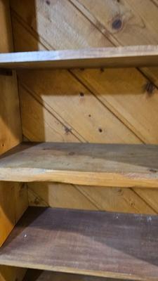 Nice pine wood bookshelf (1 of 2)