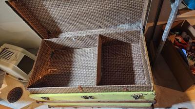Antique Wood trunk with inside tray