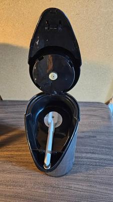 Cuisinart coffee pot and hot beverage dispenser