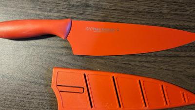 Knife set, pans and treys, large roaster