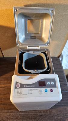 Toastmaster automatic bread maker