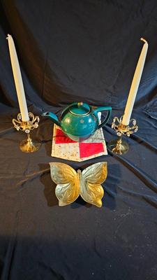 Hall tea pot with pillar candles and brass butterfly