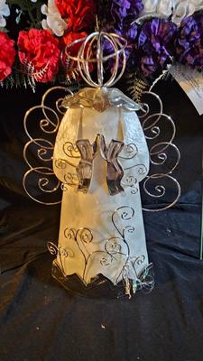 Mom & Dad floral cemetery grave memorial - Angel figures and a nice decorative cross