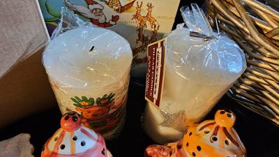 Christmas Decorations - Gingerbread - snowman / penguin tic-tac toe game, silver bow decorations and more