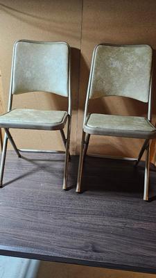 Wider than normal Folding table and two chairs