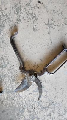 Vintage hand / bench plane with small crowbar and metal pliers / snippers