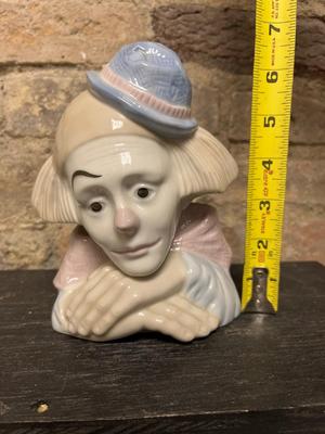 Clown themed items, jewelry box