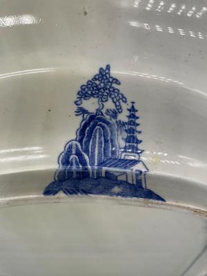 1795 Staffordshire Spode Covered Platter