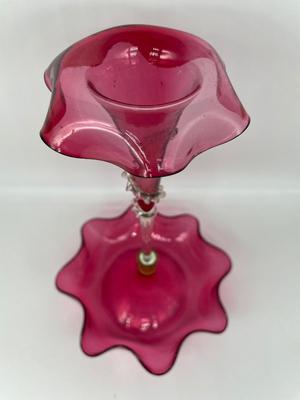 Cranberry Single Trumpet Epergne