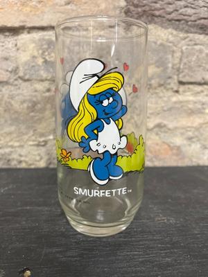 Vintage Smurf glasses!
