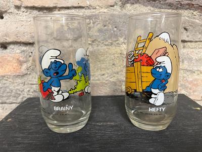 Vintage Smurf glasses!