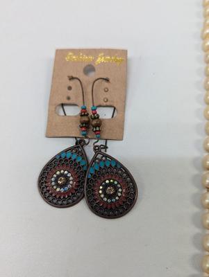Vintage Costume Jewelry