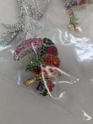 Decorative Lapel/Brooches Pins