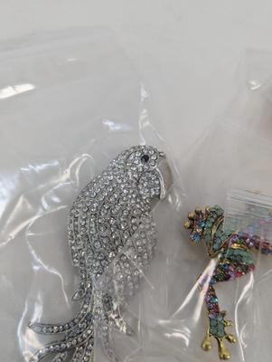 Decorative Lapel/Brooches Pins