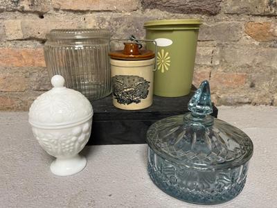 Vintage receptacles!
