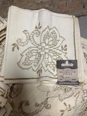 Sears Harmony House tablecloth and napkins