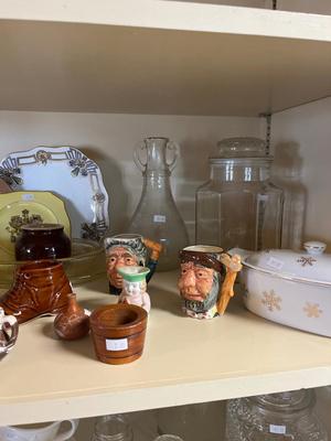 Kitchen Pink yellow & white dishes