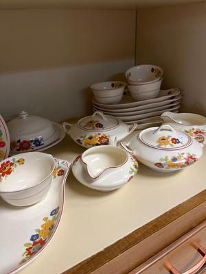 Blue dishes , Green, MCM