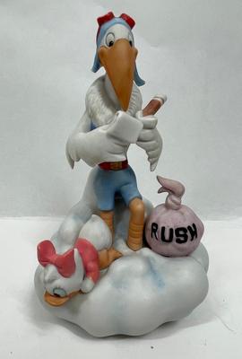 RARE 1984 Vintage Disney Stork Rush Delivery NEW ARRIVALS DISNEY STORK DELIVERS BABY DAISY MUSIC BOX