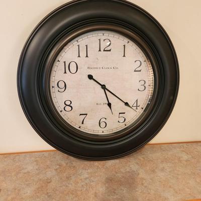 Baldauf Over Sized Clock tested AA batteries