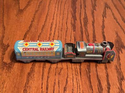 MINNEAPOLIS MOLINE DIECAST TOY TRACTOR & TIN LITHO FRICTION TRAIN