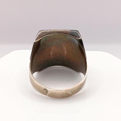 LOT 31: Vintage Men's 925 Sterling Silver Ring with Stone Inlay 11.8gtw Sz 10